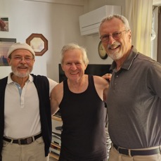 24.06.23 - 10.46.48 - Gerhard zuhause mit Peter und Herbert.jpg