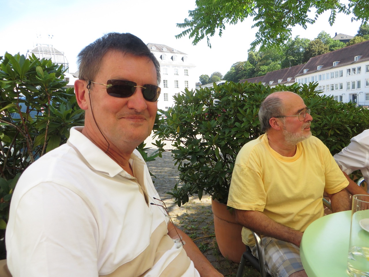 Treffen am Schlossplatz 6