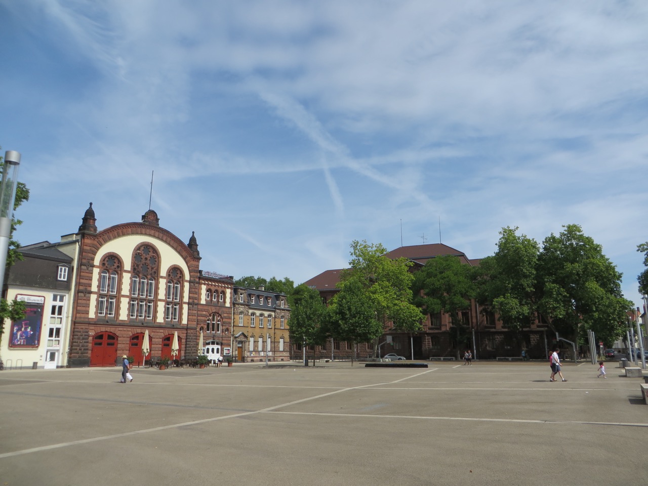 Landwehrplatz am Sonntagmorgen