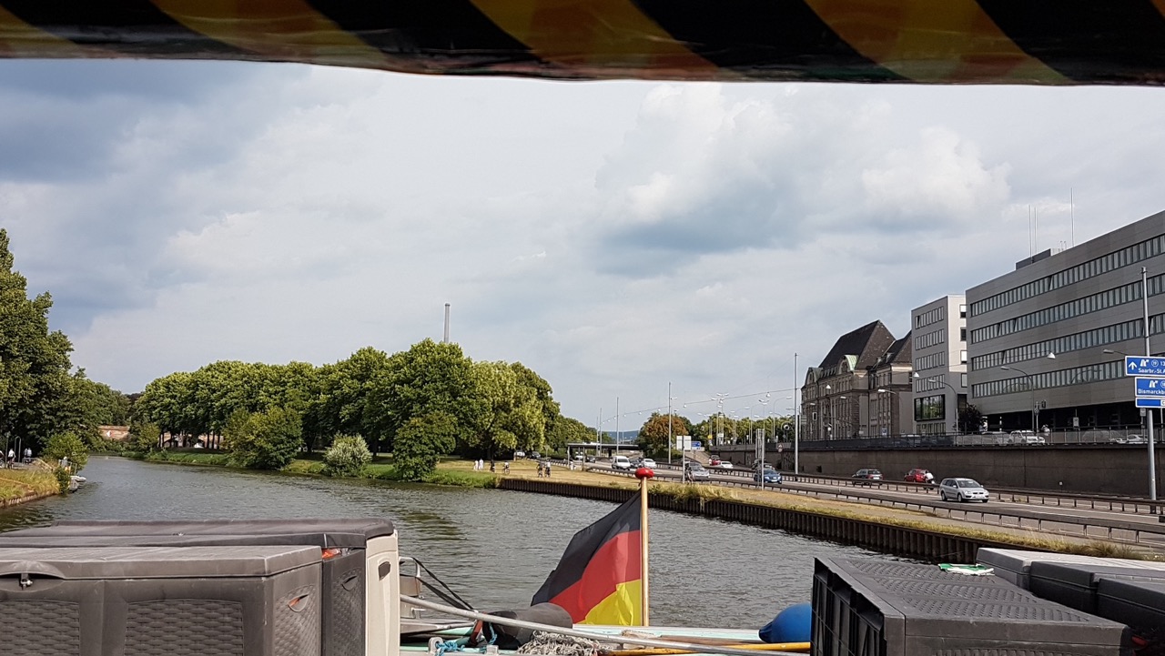 21.07.18 - 18.01.34 - Saarbrücken Stadtautobahn.jpg